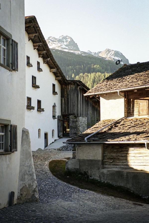 Hotel Weiss Kreuz Splugen Bagian luar foto